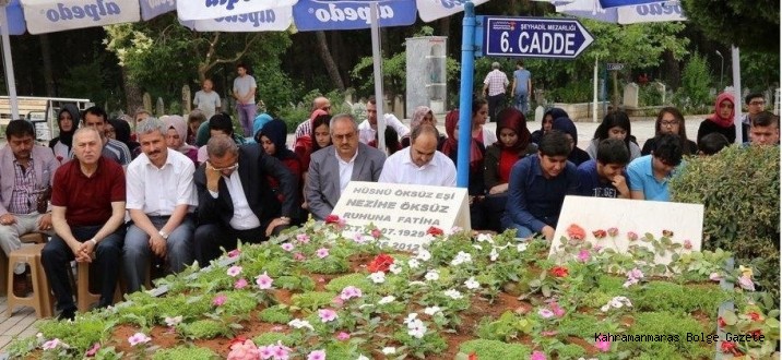 MERHUME NEZİHE ÖKSÜZ MEZARI BAŞINDA ANILDI.