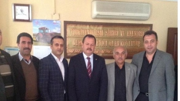 MHP Milletvekili Aday Adayı Elektrik Mühendisi Ejder Oruç, Ziraat Odası Başkanı Mehmet Çetinkaya’yı ziyaret etti.