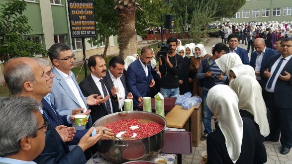 Milletvekili Adayı Celalettin Güvenç Kahramanmaraş’ta Dur durak Bilmiyor