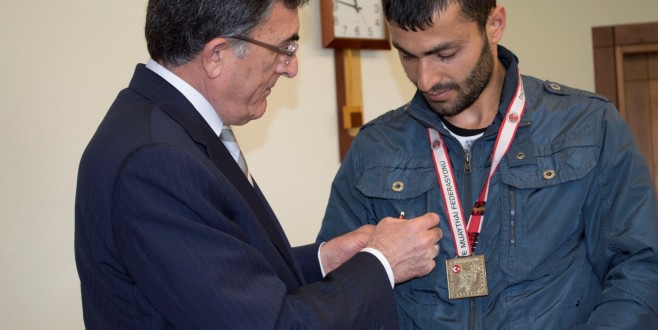 MUAYTHAİ ÜÇÜNCÜSÜNE KARAASLAN’DAN ALTIN