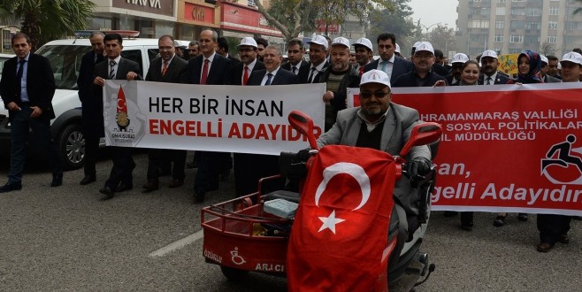 ONİKİŞUBAT BELEDİYESİ 3 ARALIK DÜNYA ENGELLİLER GÜNÜ’NDE KAMU YÖNETİCİLERİNİ VE ENGELLİ VATANDAŞLARI BİR ARAYA GETİRDİ.