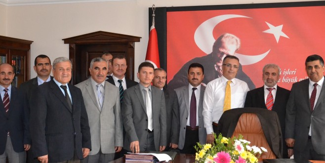PAZARCIK MÜFTÜSÜ SEVİNÇ,KAYMAKAM DR.BOZTEPE’Yİ,BAŞKAN BOZDAĞ VE DAİRE AMİRLERİNİ ZİYARET ETTİ.