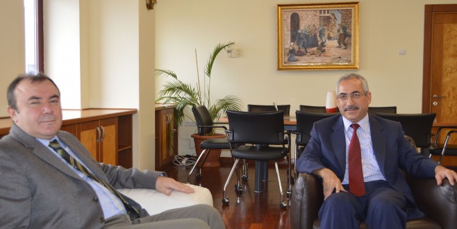 REKTÖR DEVECİ’YE EMNİYET MÜDÜRÜ ADALAR’DAN HAYIRLI OLSUN ZİYARETİ.