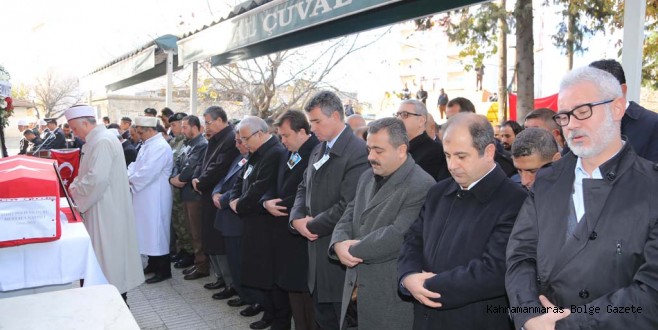 ŞEHİT POLİS MEMURU MUSTAFA KATIRLI PAZARCIK’TA DUALARLA TOPRAĞA VERİLDİ