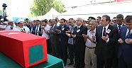 AFŞİN ŞEHİDİ ÖMER ERÜSTÜN’E AĞLADI,ŞEHİDİN CENAZESİNE BİNLER KATILDI.