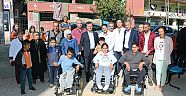BAŞKAN BOZDAĞ’IN, ENGELSİZ YAŞAM İÇİN ENGELLİLERE DESTEĞİ DEVAM EDİYOR.