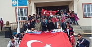 Çakıroğlu Derneği’nden Çakıroğlu İlk ve Orta Okuluna Spor Malzemesi Yardımı