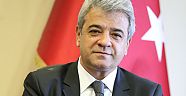 GAZETECİLERİMİZ YARINLARIMIZA IŞIK TUTAN BİRER MEŞALEDİR