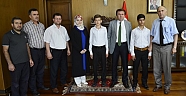 HAFIZLARDAN BAŞKAN ERKOÇ’A ZİYARET
