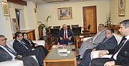 HAKSEN TEMSİLCİLERİ REKTÖRÜ PROF.DR.DEVECİ'Yİ ZİYARET ETTİ.