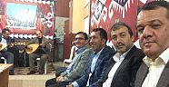 Kahramanmaraşlı Halk Ozanları kendilerini ziyaret eden misafirlerine türkü dolu bir gece yaşattılar.