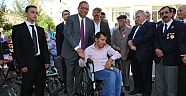 KİPAŞ VE JANDARMA PERSONELİ ENGELLİLER SEVİNDİRDİ.