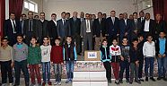 KMTSO tarafından alınan 1000 kitap 20 okulun kütüphanesine dağıldı.