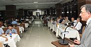 KSÜ’NÜN ÜÇ SALONUNDA BİN KİŞİYE İFTAR VERİLDİ.