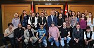 LİTVANYA VE BULGARİSTANLI ÖĞRENCİLERDEN VALİ GÜVENÇER’E ZİYARET