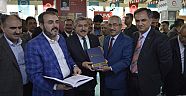 REKTÖR DEVECİ, KAHRAMANMARAŞ ULUSLARARASI 4. KİTAP VE KÜLTÜR FUARI AÇILIŞINA KATILDI