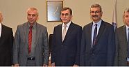 SURİYE GEÇİCİ HÜKÜMETİNDEN REKTÖR KARAASLAN’A TEŞEKKÜR PLAKETİ.