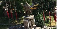 TÜRK HALKI FİLİSTİN İÇİN MİLLİ YASTA , BAYRAKLAR YARIYA İNDİRİLDİ.