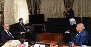VALİ GÜVENÇER’DEN ONİKİŞUBAT’A VEDA ZİYARETİ