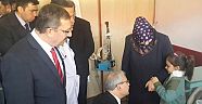 VALİ GÜVENÇER GÖKSUN’DA ŞEHİT AİLESİNE TAZİYE VE HASTA ZİYARETLERİNDE BULUNDU