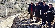 VALİ GÜVENÇER İLE BAŞKAN ERKOÇ İNCELEME GEZİSİNDE
