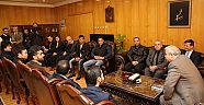 VALİ GÜVENÇER İLİMİZDEKİ GÖÇMEN TEMSİLCİLERİNİ MAKAMINDA KABUL ETTİ