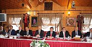 VALİ GÜVENÇER VE TEKSTİL İHTİSAS OSB MÜTEŞEBBİS HEYETİ BASINLA BİRARAYA GELDİ