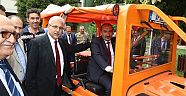 VALİ MUSTAFA HAKAN GÜVENÇER AFAD'IN 8X8 AMFİBİK ARACINI İNCELEDİ