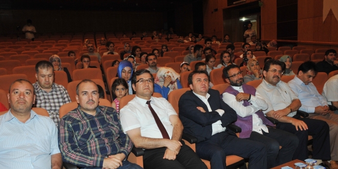 TASAVVUF İLE AŞKA YOLCULUK ANLATILDI.