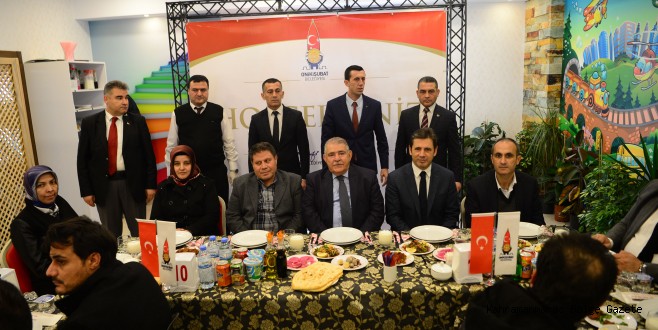 “ÜLKEMİZİN ETRAFININ KUŞATILDIĞI BU ATMOSFERDE, BİRLİĞİMİZ, BÜTÜNLÜĞÜMÜZ VE KARDEŞLİĞİMİZİN YANINDA OLAN GAZETECİLERİMİZİN DURUŞU TAKDİRE ŞAYANDIR”