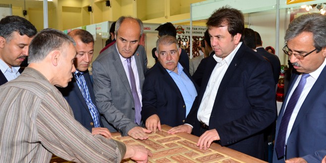 ULUSLARARASI EL SANATLARI FUARI AÇILDI.