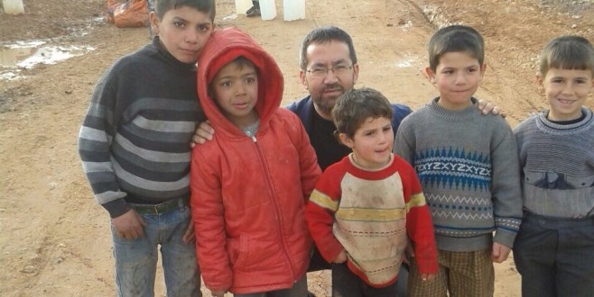 ÜMMETİN GENÇLERİ SURİYE’DE 1000 ÇOCUĞU GİYDİRDİ