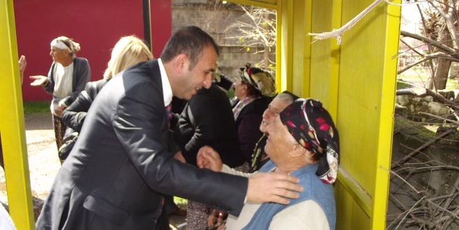 ÜNAL ATEŞ’TEN TÜRKOĞLU ÇIKARTMASI