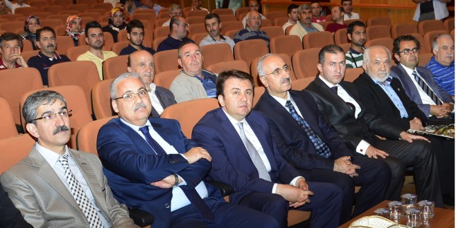 ÜSTAD NECİP FAZIL ANILDI