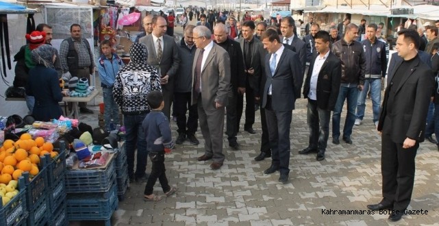 VALİ GÜVENÇER ÇADIRKENTTE İNCELEMELERDE BULUNDU