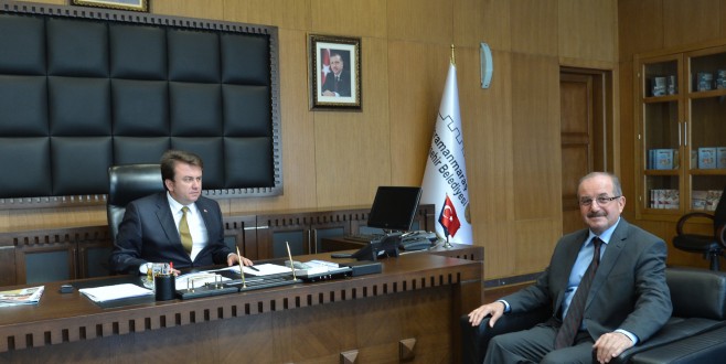 VALİ KOCATEPE’DEN BAŞKAN ERKOÇ’A HAYIRLI OLSUN ZİYARETİ