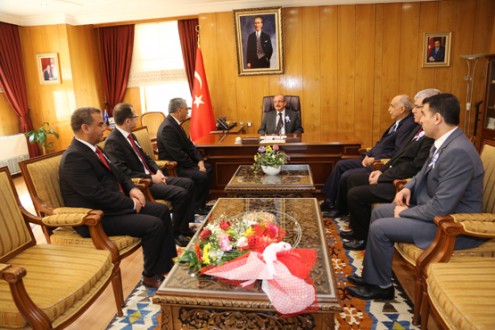 VALİ KOCATEPE’YE VERGİ DAİRESİ BAŞKANI SAĞLAM VE EKİBİNDEN ZİYARET.