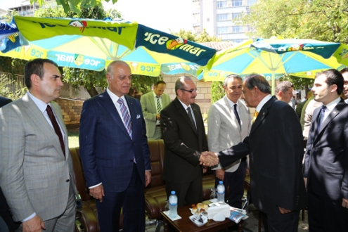 VALİLİK BAYRAMLAŞMA PROROĞRAMI MAHMUT BAKIR PARKI’NDA GERÇEKLEŞTİRİLDİ.